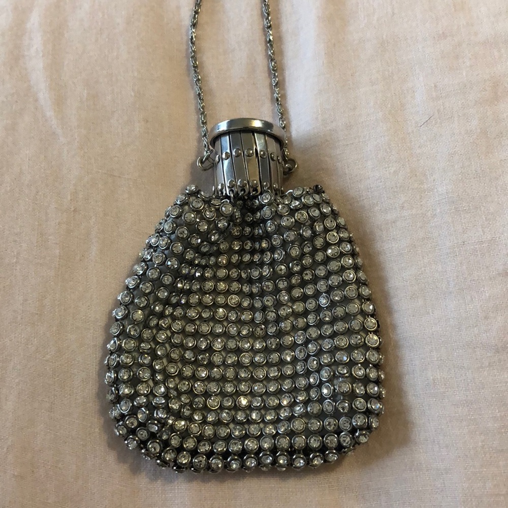 Art Deco flapper purse with accordion opening